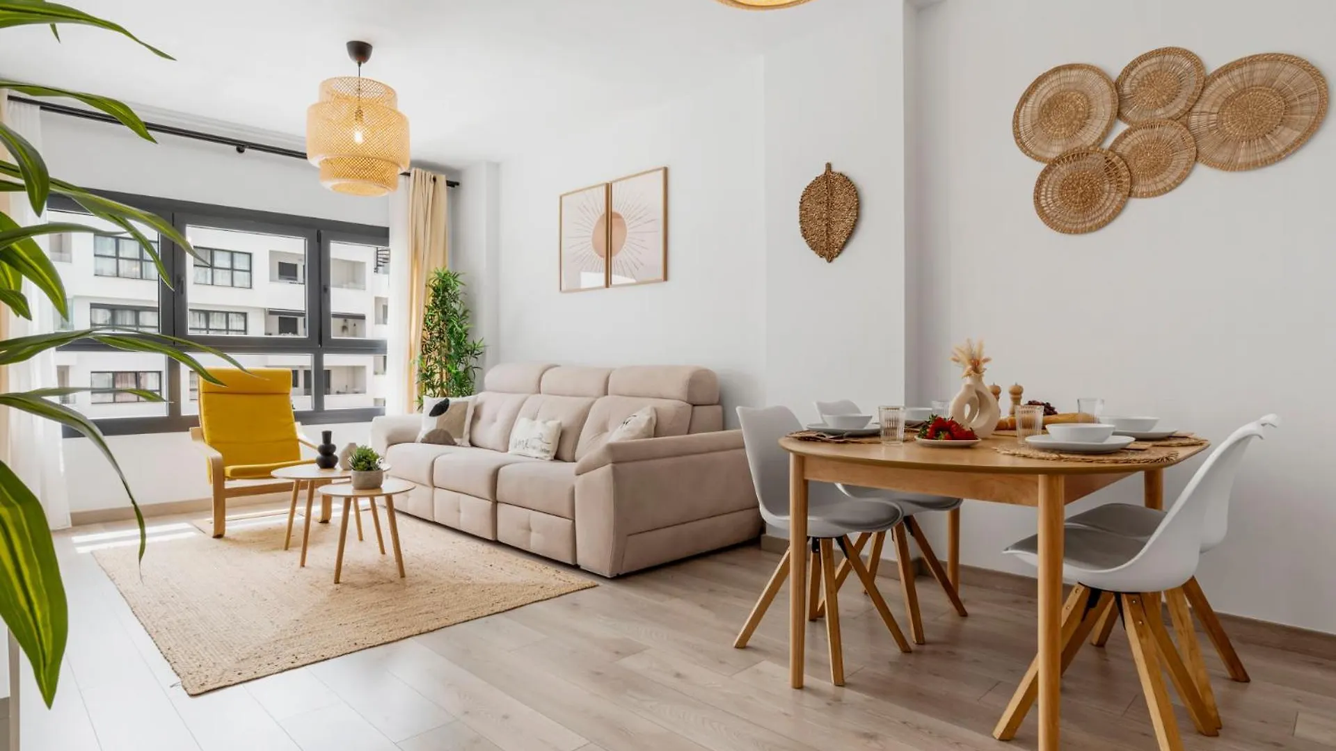 אסטפונה Elegant Apartment Near The Beach & Old Town